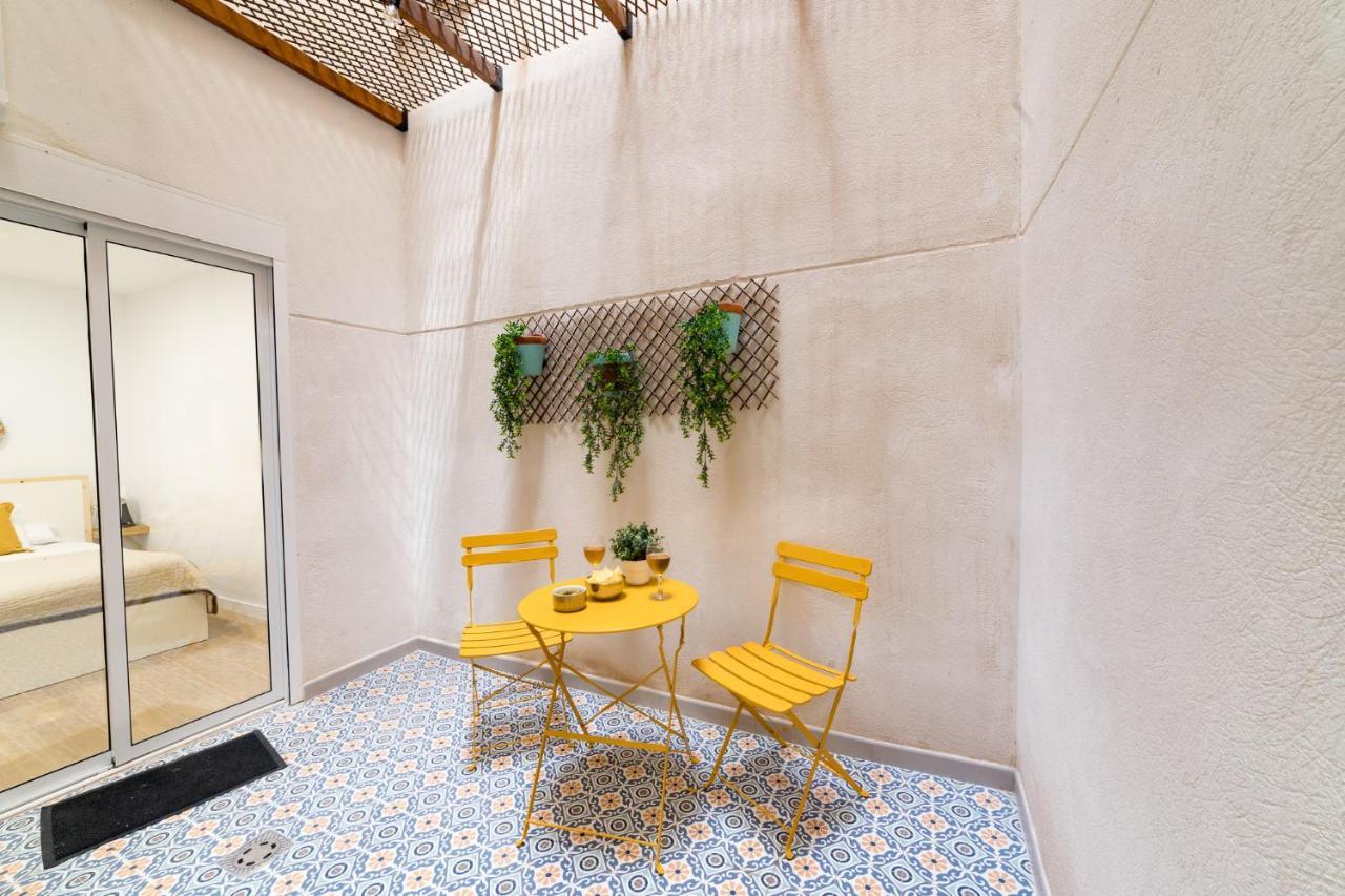 Moonkey - Apto. Albeniz, Con Acogedor Patio لقنت المظهر الخارجي الصورة